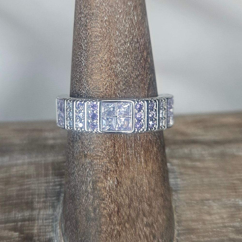 Bomb Party Modern Beauty Lavender CZ Rhodium Plated Wide Band Ring Size 7 NWT